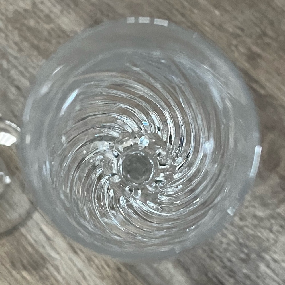 NWOT MIKASA Elegant Crystal Champagne Flutes - Picture 7 of 8